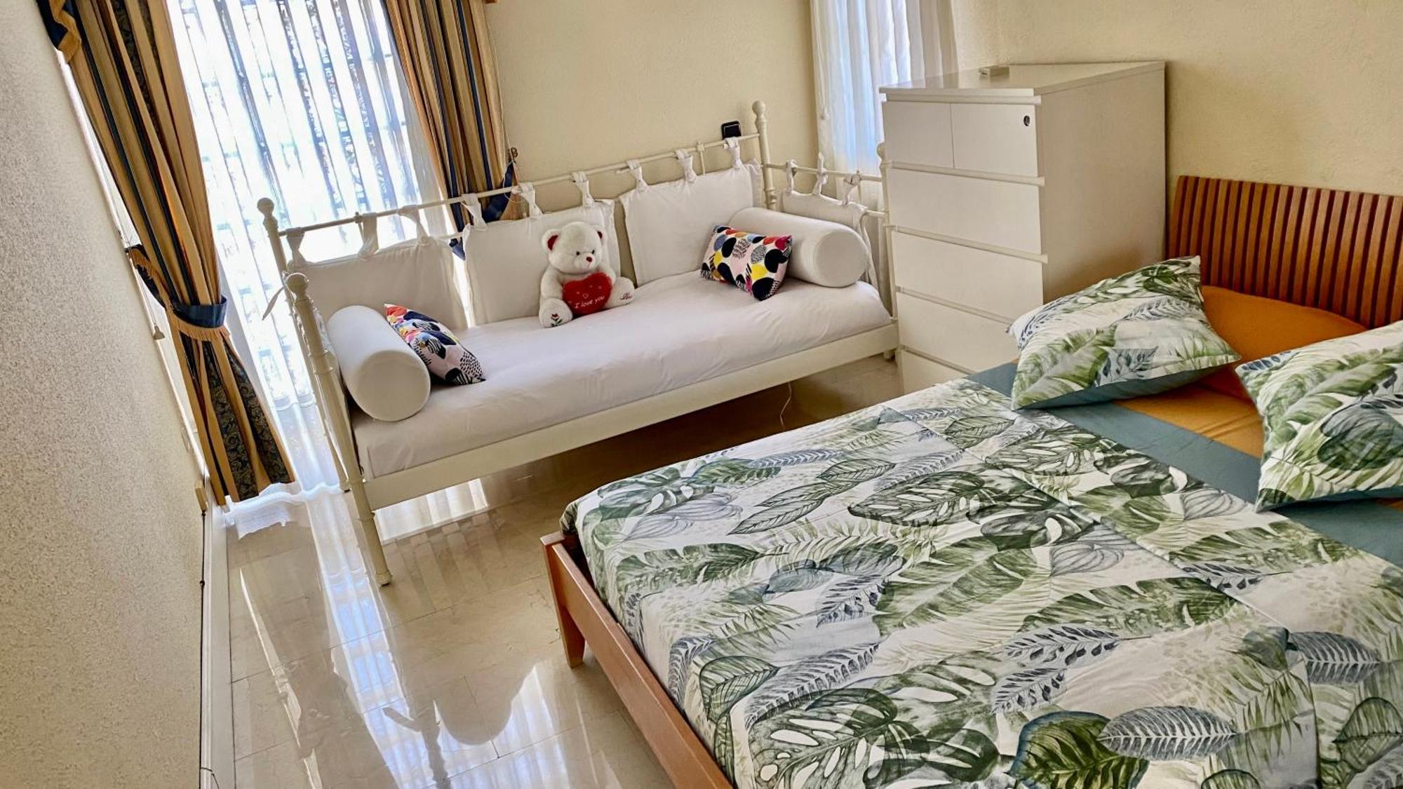 H1-Habitacion Sublime Cama Doble Luminosa A/C Wifi Arroyomolinos Exterior photo